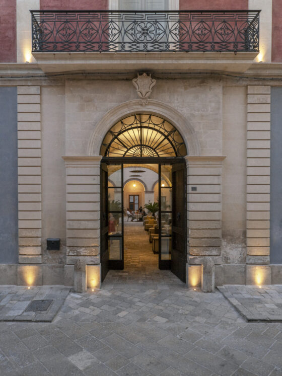 Aυτό το αριστοκρατικό palazzo στo Nardό μετέτρεψαν δύο Γάλλοι σε ένα από τα ομορφότερα boutique hotels της Puglia!