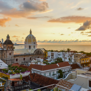 Aquazzura Bar: Το νέο κοσμοπολίτικο aperitivo spot στον εμβληματικό κήπο του Hotel de Russie στη Ρώμη