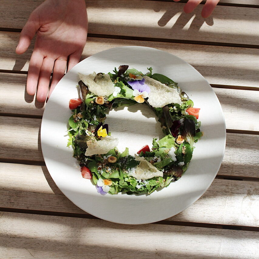 Ποιός είπε ότι το plant-based δεν μπορεί να είναι fine dining; Στη Μύκονο, το πρώτο vegan ξενοδοχείο της Ελλάδας ανατρέπει τα δεδομένα…